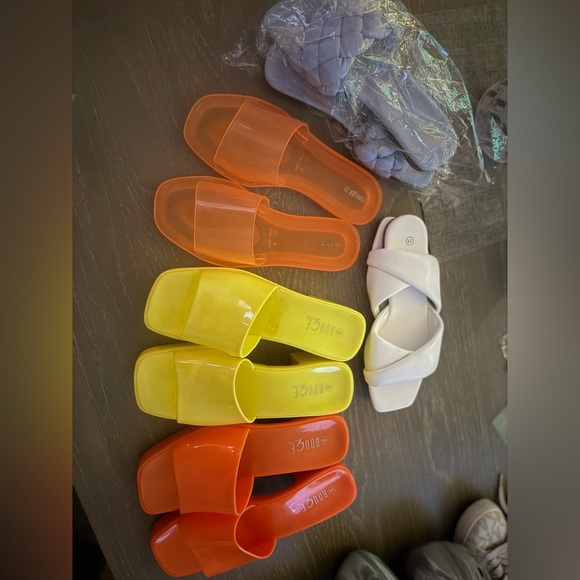 Sandals - Picture 2 of 5